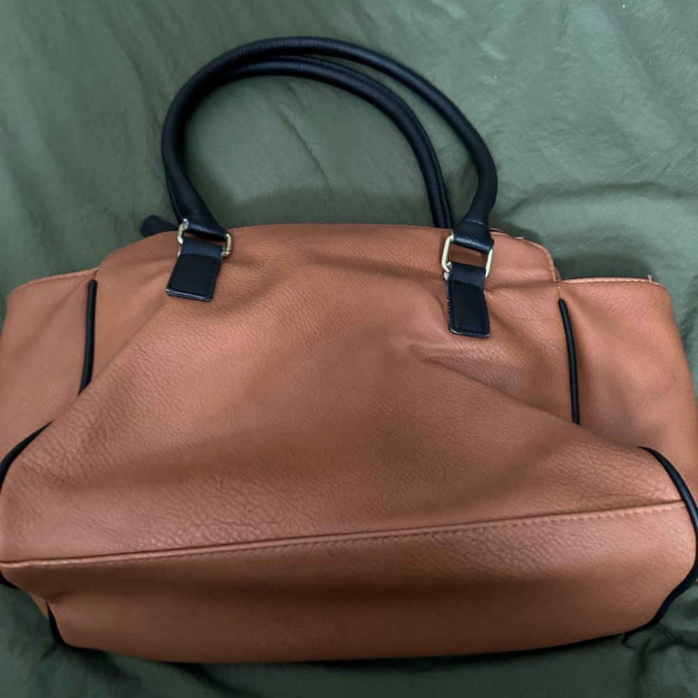 Payless Handbag - Picture 2 of 4